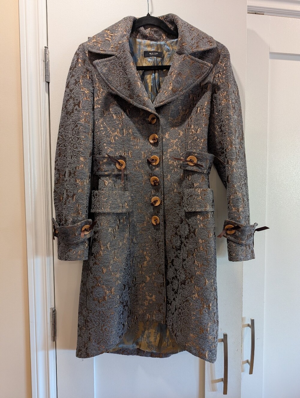 Beautiful Sand Copenhagen Flocked Brocade Coat,36.